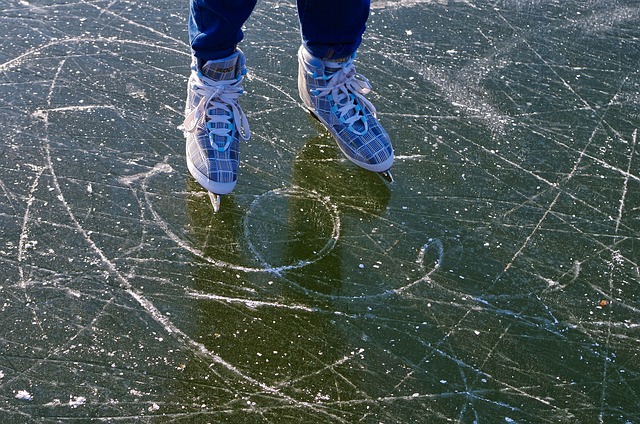 Brooklyn Commons ice skating rink