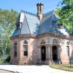 Fort_Hamilton_Gatehouse,_Greenwood_Cemetery