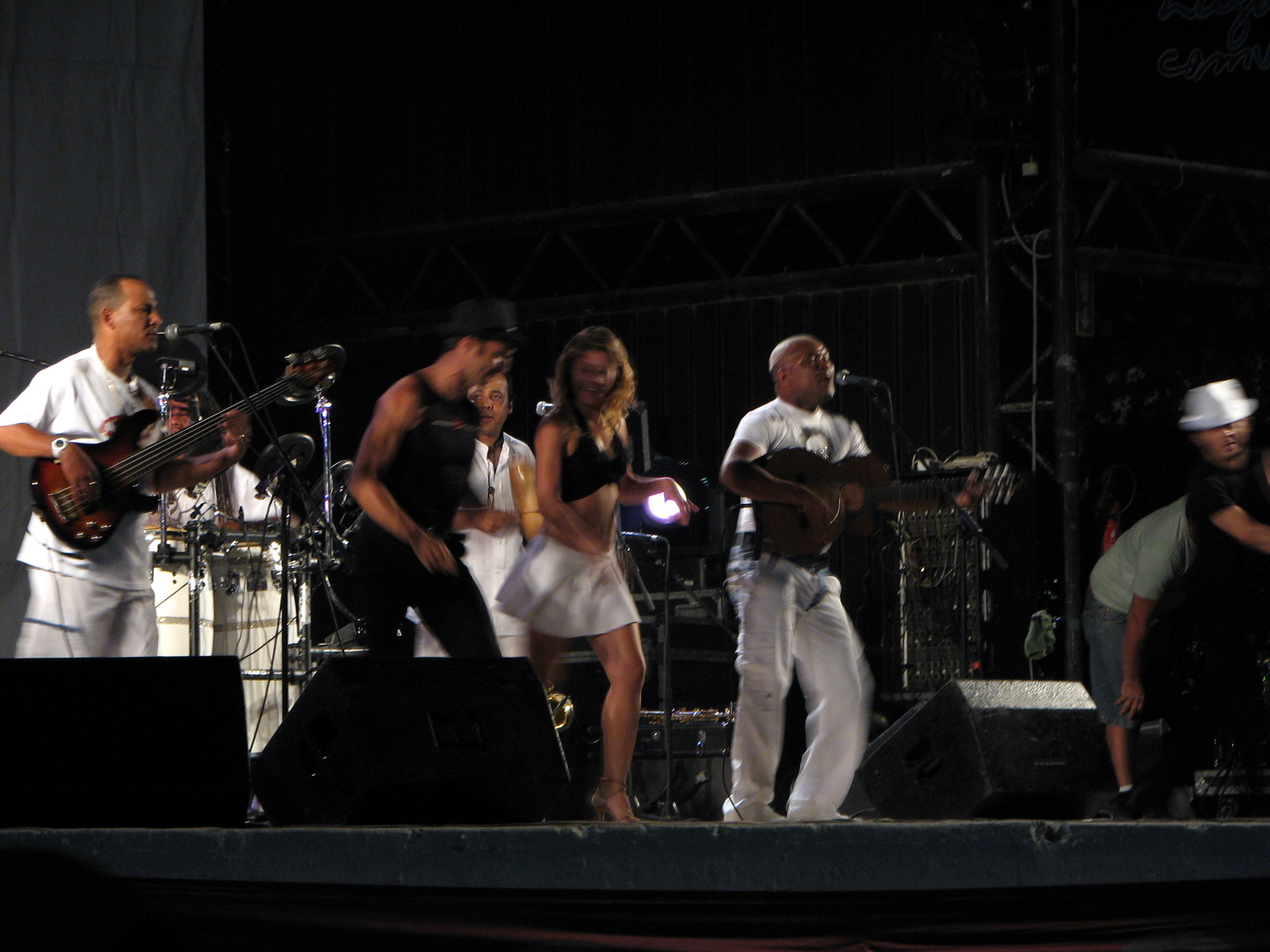 Salsa band and salsa dancing - Fatacil Agriculture and Tourism Fair - Lagoa